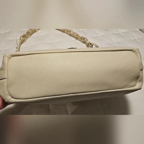 NWT Sam Edelman Bay Large Chainlink Hobo Pebble Leather Bag: Cream/Gold - Picture 7 of 15